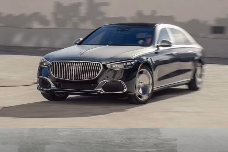 Hon 7.500 xe Mercedes-Benz dinh loi co the mat phanh ABS va ESP
