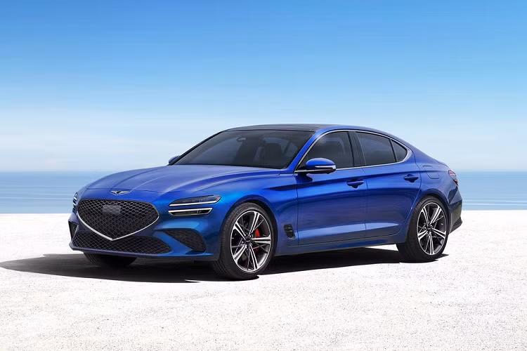 Thương hiệu xe sang Genesis của tập đoàn Hyundai đã tung ra phiên bản nâng cấp của dòng xe G70 ở thị trường Hàn Quốc. Bước sang phiên bản mới, Genesis G70 2023 mới có điểm nhấn đáng chú ý nhất là động cơ mới. 