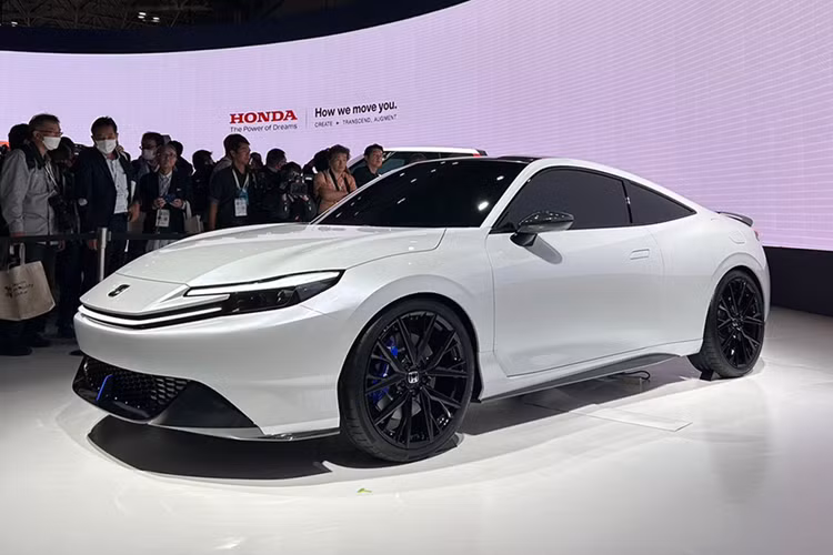 Đại diện của Honda khẳng định Prelude không phải là hình ảnh xem trước cho một mẫu ôtô thuần điện tương lai của hãng. Thay vào đó, Honda Prelude dự kiến sẽ được trang bị hệ truyền động hybrid. "Tôi có thể xác nhận đây là xe hybrid", phát ngôn viên của Honda Mỹ cho biết.
