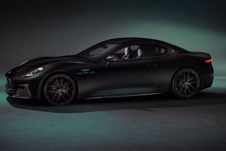 Maserati cũng đang phát triển một phiên bản mui trần của GranTurismo PrimaSerie phiên bản đặc biệt này và hiện cũng đã có một mẫu xe chạy hoàn toàn bằng điện đang chờ ra mắt thị trường.