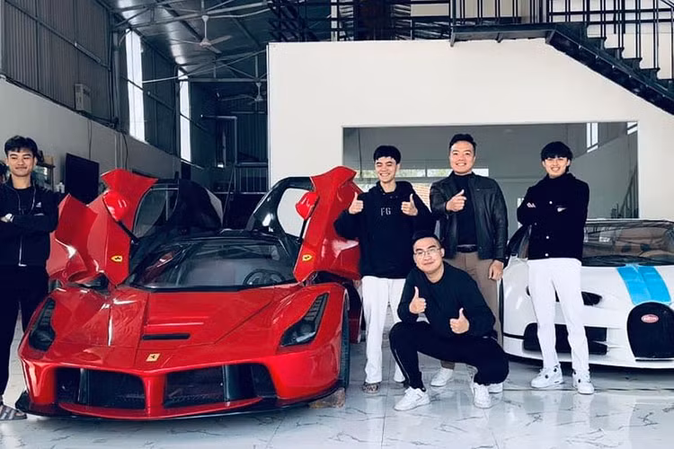 Toàn bộ quá trình chế tạo chiếc Ferrari LaFerrari đều được NHẾT TV quay lại và đăng tải lên Youtube, mọi người có thể xem để biết rõ nhóm bạn trẻ này đã chế tạo bản sao của chiếc siêu xe đến từ nước Ý như thế nào.