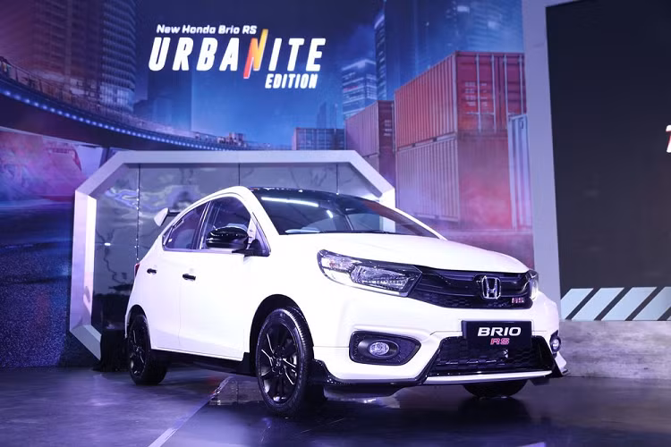 Honda Brio - “com nguoi” Viet Nam nhung la dac san tai Indonesia-Hinh-2