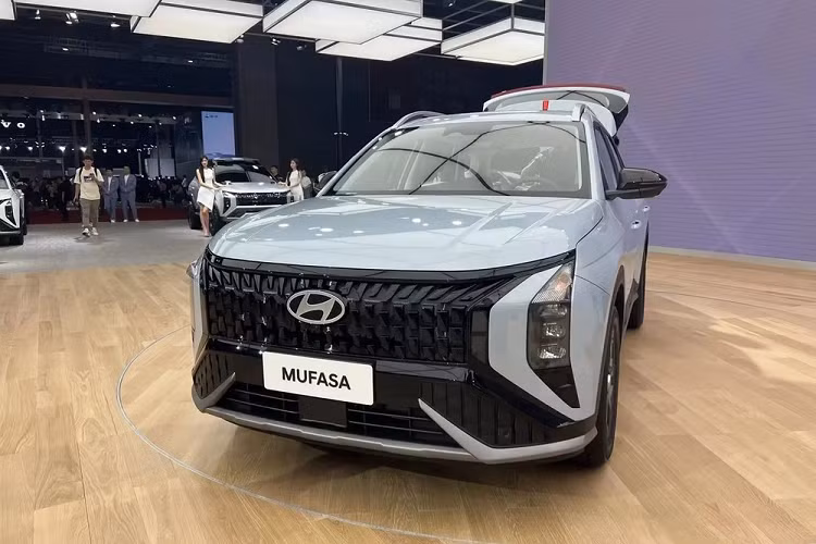 Hiện thời điểm bán ra thị trường Trung Quốc và giá xe Hyundai Mufasa 2024 vẫn chưa được công bố. Cũng chưa rõ ngoài Trung Quốc, mẫu SUV cỡ C này có được bán ở những thị trường khác hay không.