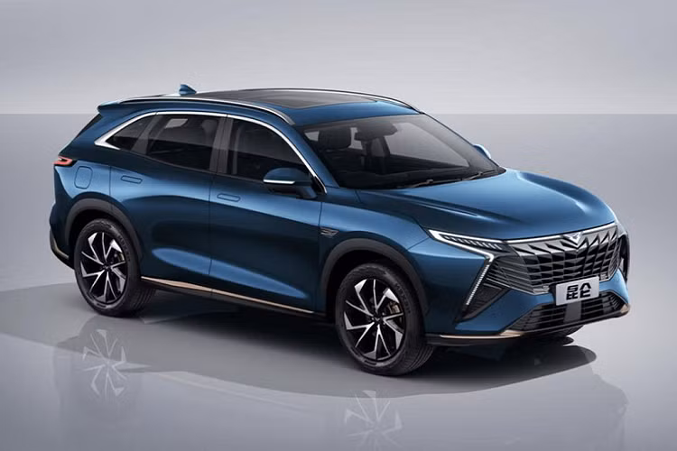 Kaiyi Auto có sáu mẫu xe, bao gồm Cowin V7, Cowin X3, X5, Cowin Xuandu và Cowin Xuanjie, tất cả đều tập trung vào phân khúc dưới 100.000 nhân dân tệ, tương đương 341 triệu đồng.