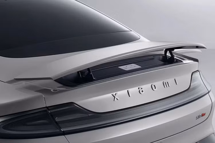 Mức độ tích hợp của xe có thể giảm trọng lượng của cấu trúc thân xe, giúp xe nhẹ hơn và tăng phạm vi di chuyển của xe. Mẫu xe mới dự kiến sẽ có ba phiên bản, tiêu chuẩn, Pro và Max, với sự khác biệt về cấu hình như lidar, v.v.