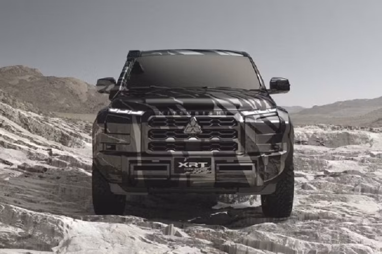 Trong khuôn khổ triển lãm Bangkok International Motor Show 2023 hiện đang diễn ra tại Thái Lan, Mitsubishi cũng vừa giới thiệu mẫu xe concept XRT, là phiên bản tiền sản xuất của bán tải Mitsubishi Triton thế hệ thứ 6.
