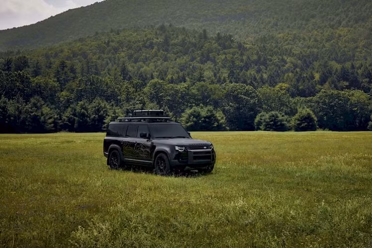 Được tổ chức từ ngày 29/10 đến 8/11/2023, Defender North American Trophy 2023 là giải đua xe off-road thử thách kỹ năng lái xe của người chơi trên những đoạn đường hiểm trở của vùng Texas.