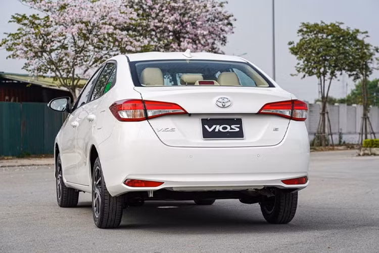Ở riêng phân khúc xe hạng B, Hyundai Accent dẫn đầu về số lượng xe bán ra trong tháng 1/2023 với 1.024 chiếc, trong khi Honda City xếp thứ 2 với 759 chiếc bán được.