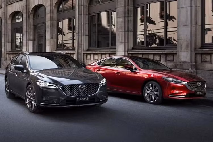 Khi được hỏi liệu CX-60, CX-90, CX-70 và CX-80 có phải là những mẫu xe duy nhất được xây dựng trên nền tảng Skyactiv Multi-Solution Scalable Architectur mới hay không, ông Wakiie – Giám đốc sản phẩm cho biết: "Vâng, với nền tảng này, chúng tôi sẽ cung cấp trên CX-60, 70, 80 và 90."