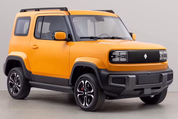 Cung cấp sức mạnh cho Baojun Yep là mô-tơ điện mạnh 67 mã lực và 140 Nm. Mô-tơ điện này truyền động tới cầu sau và cho phép xe đạt vận tốc tối đa chỉ 100 km/h, tương đương Wuling Hongguang Mini EV sắp bán ở Việt Nam. Trong tương lai, Baojun Yep có thể sẽ được bổ sung phiên bản dùng 2 mô-tơ điện và dẫn động 4 bánh mạnh hơn.