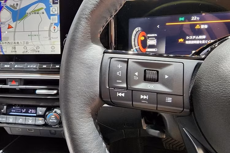 Mặc dù có kích thước khá nhỏ gọn, nhưng Nissan NOTE e-Power sở hữu nhiều đặc điểm của một chiếc xe thuộc phân khúc B với thiết kế phù hợp đô thị, không gian cabin rộng rãi, đồng thời có giá bán rất phải chăng.