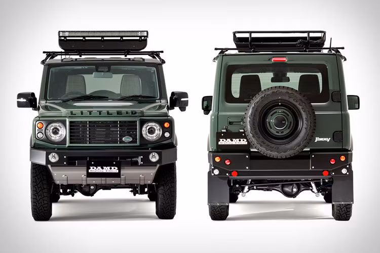  Suzuki Jimny thế hệ thứ tư đã lần đầu tiên trình làng tại thị trường Nhật Bản vào tháng 7/2018. Mẫu SUV "bé hạt tiêu" này sau đó đã nhanh chóng lập kỷ lục doanh số tại nhiều thị trường.