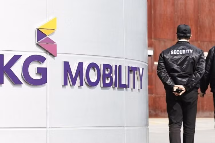 KG Mobility dự kiến sẽ xuất khẩu tới 210.000 chiếc SUV trị giá 6 nghìn tỷ won (khoảng 4,6 tỷ USD) vào cuối năm 2029. Bên cạnh đó, Kim Long Motors còn đang xây dựng một nhà máy lắp ráp các mẫu xe của KG Mobility tại khu liên hợp công nghiệp Huế.