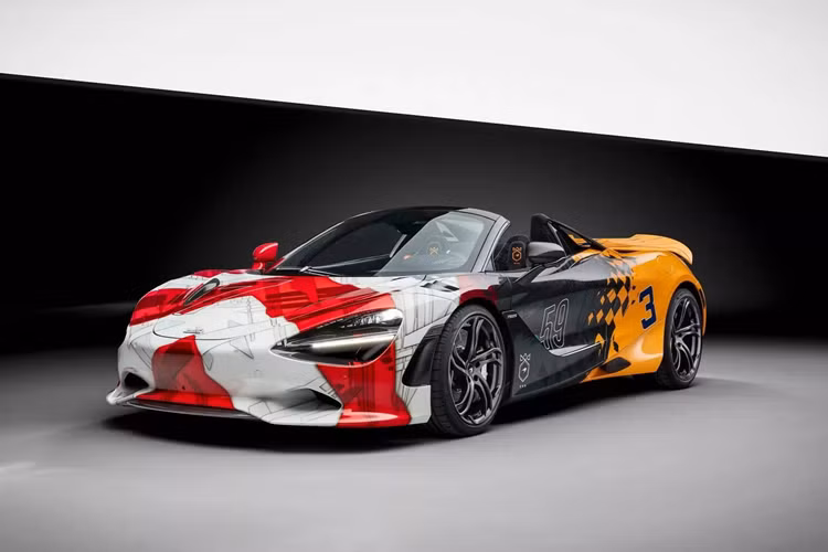 Siêu xe McLaren 750S 3-7-59 với những con sô là số hiệu của những chiếc xe đua từng dành chiến thắng tại Indy 500, MonacoGP và Le Mans.