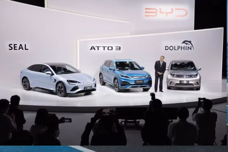 BYD quyet “vuot mat” Tesla, thanh hang xe dien lon nhat the gioi-Hinh-3