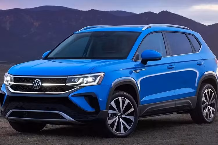  2. Volkswagen Taos Điểm số đáng tin cậy do Consumer Reports đánh giá: 18 điểm Volkswagen Taos là mẫu xe khá mờ nhạt trên thị trường. Độ đáng tin cậy thấp có lẽ cũng là một trong những điều khiến người ta không muốn nhớ đến sự tồn tại của mẫu xe Đức này.