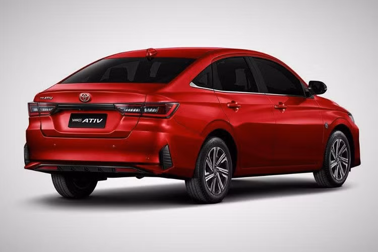 Trong nửa đầu năm nay, Toyota đã bán tổng cộng 28.319 chiếc Vios cho khách hàng Thái Lan, đứng thứ 3 toàn thị trường, chỉ sau Isuzu D-Max và Toyota Hilux. Trong khi đó, đối thủ cạnh tranh trực tiếp của Toyota Vios là Honda City đứng thứ 10 toàn thị trường với doanh số cộng dồn 9.513 xe.