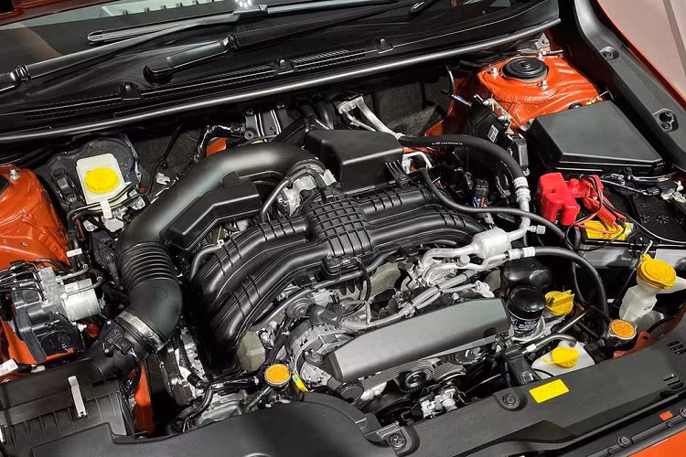 Bỏ ra số tiền trên, khách hàng Indonesia sẽ nhận về mẫu SUV cỡ B được trang bị động cơ xăng 4 xi-lanh, dung tích 2.0L, sản sinh công suất tối đa 154 mã lực và mô-men xoắn cực đại 196 Nm. Sức mạnh được truyền tới cả 4 bánh thông qua hộp số tự động biến thiên vô cấp Lineartronic và hệ dẫn động 2 cầu nổi tiếng của thương hiệu Subaru.
