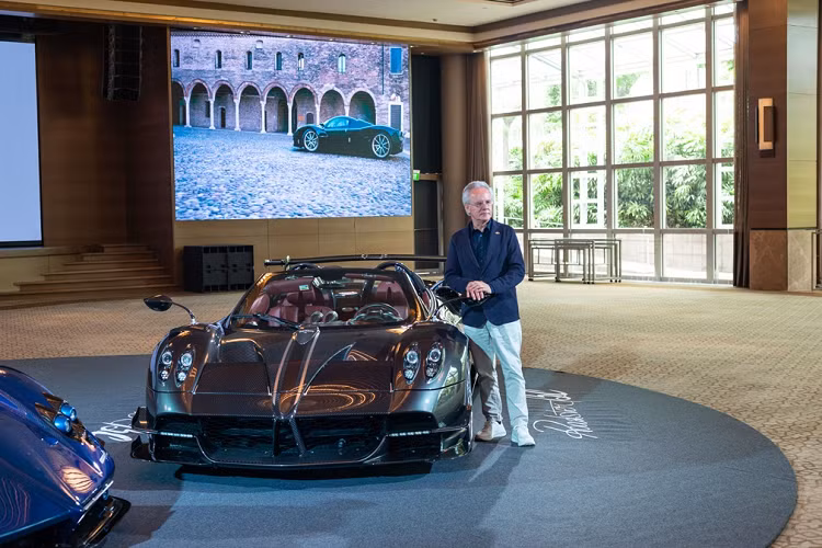 Pagani Zonda Kiryu là siêu phẩm thuộc dòng 760-Series, đồng thời Zonda Kiryu đóng vai trò là phiên bản xe mui trần thứ 3 của dòng xe trên. Zonda Kiryu là mẫu xe cá nhân hóa bởi Zonda Roadster F do bộ phận đặc biệt Pagani Uno-di-Uno thực hiện với số lượng duy nhất.