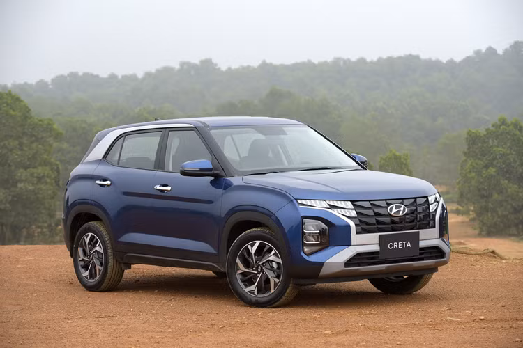 Cung cấp sức mạnh cho Hyundai Creta là khối động cơ 1.5L, cho công suất 113 mã lực và mô-men xoắn 144 Nm, kết hợp hộp số tự động vô cấp CVT và hệ dẫn động cầu trước.