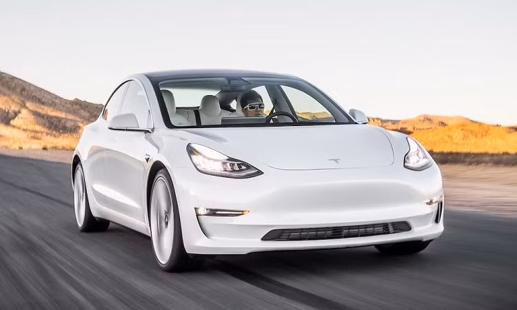 Cu sau 40 giay lai co mot chiec Tesla xuat xuong tai Trung Quoc