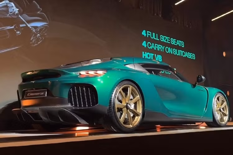 Gemera đã định hình nên phân khúc Mega GT - được nhận định là mẫu "hyper dành cho gia đình" với cabin 4 chỗ ngồi, sở hữu sức mạnh không hề thua kém các mẫu xe thuộc gia đình Koenigseg. Mặc dù việc mở rộng nhà máy sản xuất ở Angelholm, Thuỵ Điển đã hoàn tất, song thời gian những chiếc Gemera đầu tiên giao đến khách hàng được cho là vào năm 2025.