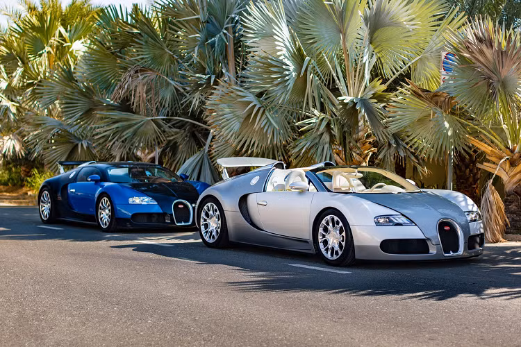 Tính từ năm 2005-2011, Veyron EB 16.4 tổng cộng có 252 xe được chế tạo. Còn từ 2009-2015, Veyron 16.4 Grand Sport sản xuất 58 xe.
