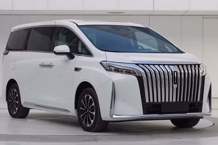 Theo thông tin từ truyền thông Trung Quốc, mẫu xe MPV Wey Gaoshan là một sản phẩm của Great Wall Motor, hiện 1 số thông tin ít ỏi cũng như hình ảnh của xe đã được Bộ Công nghiệp và Công nghệ Thông tin Trung Quốc đăng tải lên trang web của mình.
