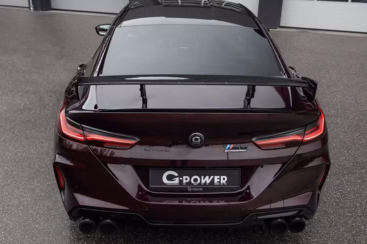Bên cạnh đó, nếu người dùng muốn nâng cấp với chi phí "dễ thở" hơn thì BMW M8 Gran Coupe thế hệ mới cũng cung cấp các gói nâng cấp sức mạnh "nhẹ nhàng" hơn với bất kỳ công suất nào từ 700 mã lực đến 840 mã lực. Mọi thứ phụ thuộc vào quá trình tinh chỉnh phần mềm và mức độ độc lập của các thành phần cần được cài đặt.