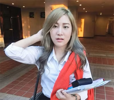 Tuy nhiên, các chuyên gia cũng cho biết phần mỡ mặt này có thể được phục hồi lại như cũ nếu cô gái này tăng cân quá đà.