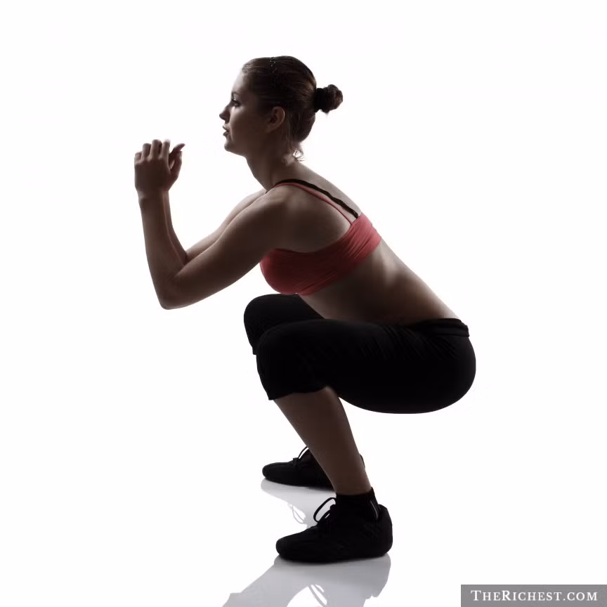 Mọi người nghĩ bạn đã tập luyện rất chăm chỉ. Vì họ cho rằng không phải bỗng dưng mà bạn có được vòng 3 siêu khủng như vậy. Hẳn là bạn đã tập luyện rất "điên cuồng", họ nghĩ vậy. Tất nhiên, sự thật chưa chắc đã vậy, bởi vòng 3 khủng còn tùy thuộc vào yếu tố di truyền.