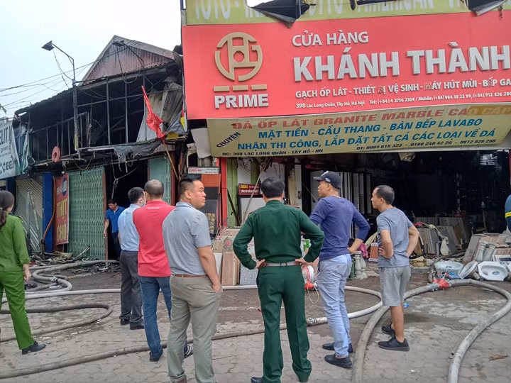 Hiện nguyên nhân xảy ra vụ cháy đang được cơ quan chức năng làm rõ.