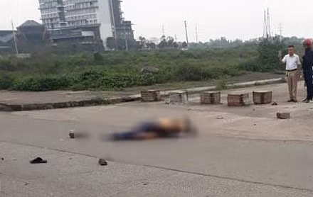 CSGT dung nhin co gai bi dam chet tam thoi khong duoc ra chot