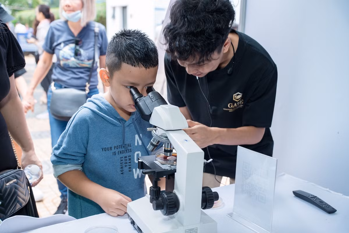 ”STEM X - STATION ” cột mốc trưởng thành tài năng của học sinh Vinschool - Hình 4 ”STEM X - STATION ” cot moc truong thanh tai nang cua hoc sinh Vinschool-Hinh-4