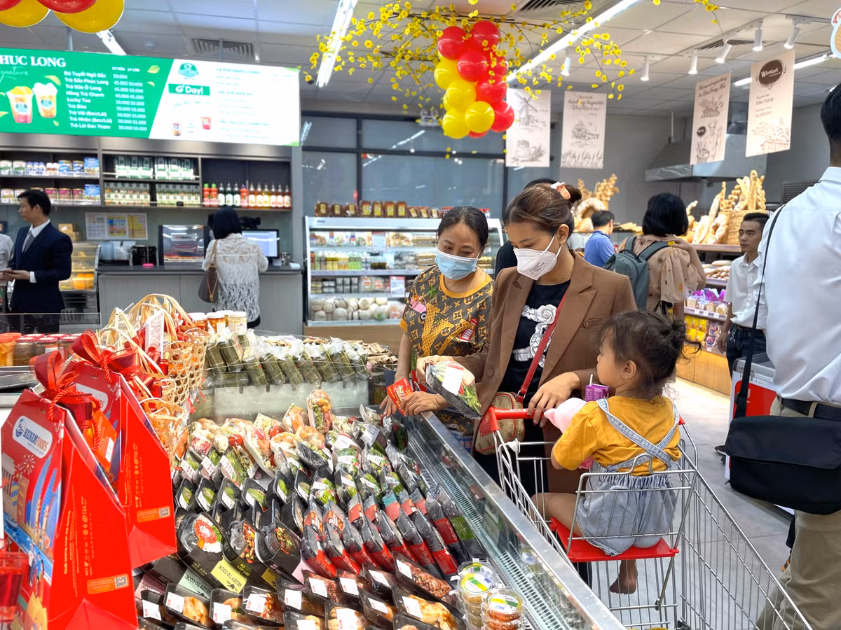 WinCommerce khai truong WinMart Binh Chieu, trien khai Hoi vien WIN toan he thong-Hinh-5