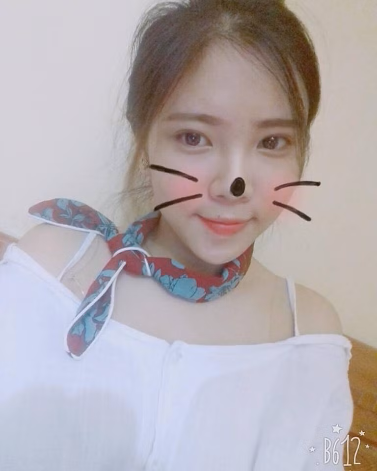 Cô bạn xinh đẹp, đa tài mong muốn trong tương lai có thể xin về công tác tại tỉnh, theo đuổi chuyên ngành đang học.