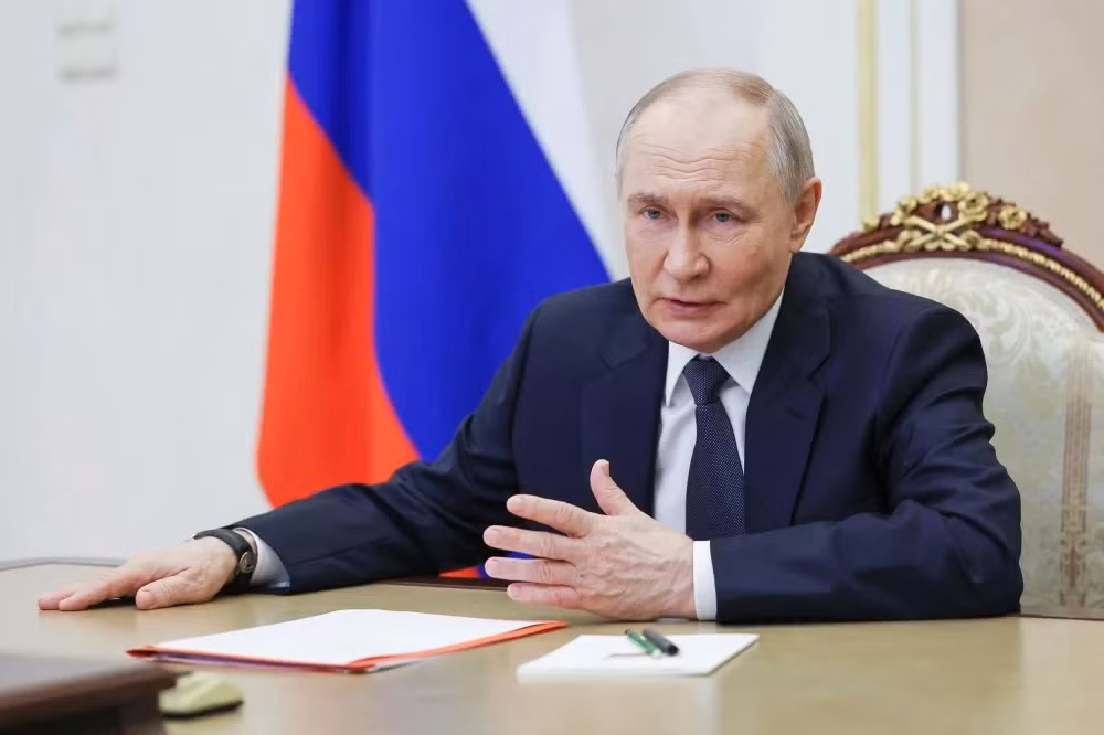 Ong Putin “lam moi thu co the” de dat duoc hoa binh o Ukraine