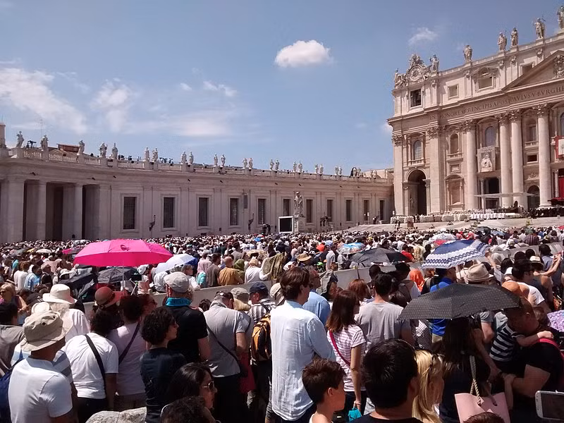 Người dân Vatican rất thích rượu vang. Ảnh: Wikipedia.