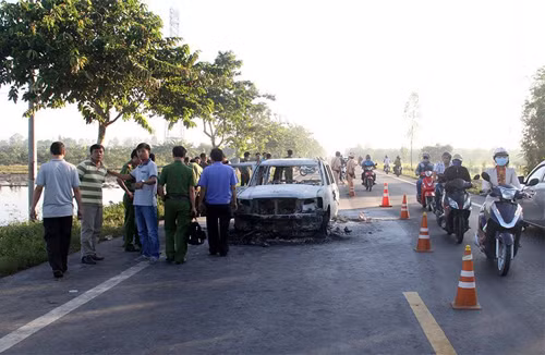 Bat ke chu muu vu dot oto, giet giam doc giua khuya-Hinh-2