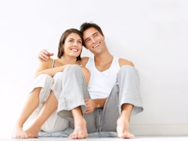 Các cặp đôi hạnh phúc hiểu được nhu cầu, cảm xúc của đối phương và luôn cố gắng đáp lại điều đó. Nếu bạn không muốn yêu “toàn tập” thì có thể sử dụng cách khác như dùng tay mát xa, những cử chỉ âu yếm… Nghĩa là không bao giờ từ chối mà chỉ là lúc này không phù hợp.