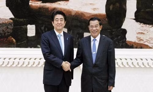 Nhat Ban tim kiem su ung ho cua Campuchia ve van de Bien Dong
