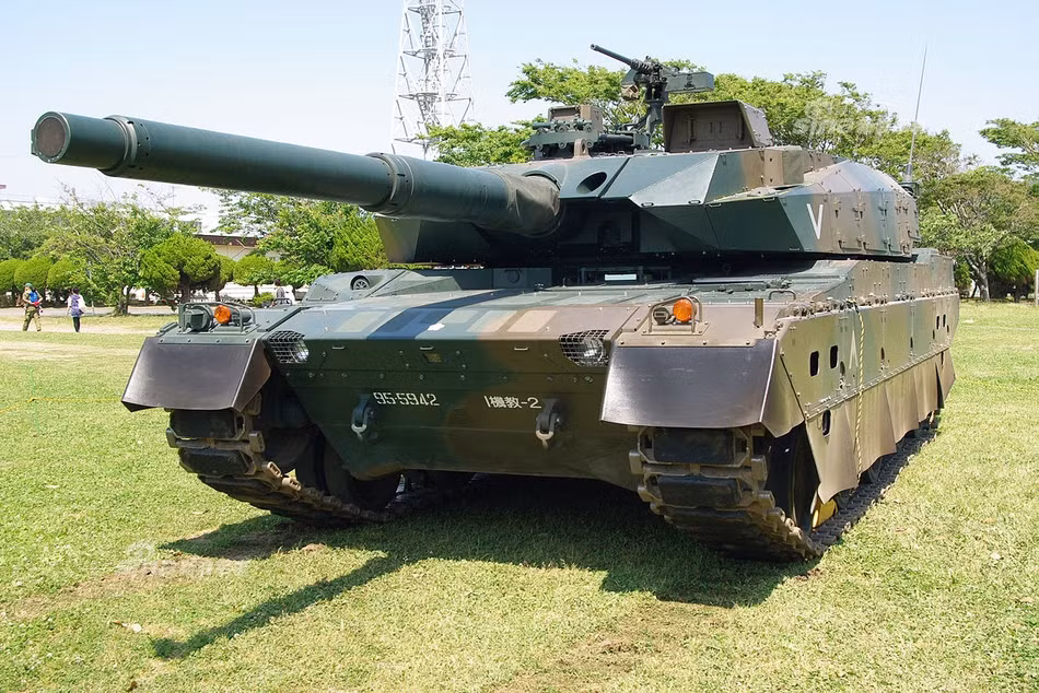 Với hệ thống nạp đạn tự động, một lần nữa Type 10 lại "ăn đứt" xe tăng Mỹ xưa nay vốn chỉ quen với việc được nạp đạn bằng tay. Nguồn ảnh: Sina.
