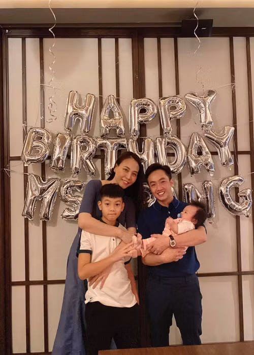 Có con chung, Đàm Thu Trang và Cường Đô la vẫn luôn quan tâm, yêu thương bé Subeo - con trai riêng của Cường Đô la.