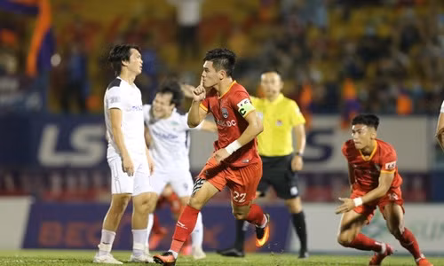 Nong: Ro ri danh sach doi tuyen Viet Nam da cup the gioi