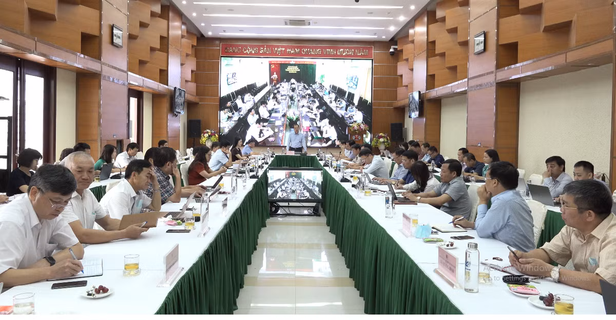 Vinacomin ước đạt hơn 1.300 tỷ đồng lợi nhuận trong 8 tháng Vinacomin uoc dat hon 1.300 ty dong loi nhuan trong 8 thang