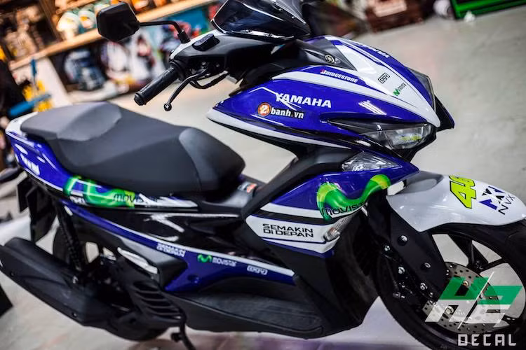 Theo kế hoạch, Yamaha Việt Nam sẽ chính thức ra mắt NVX vào tháng sau. Hiện vẫn chưa rõ phiên bản NVX tại Việt Nam sẽ được nhập nguyên chiếc như NM-X cách đây 1 năm hay lắp ráp trong nước. Theo nguồn tin một đại lý Yamaha, chiếc xe sẽ được bán với 2 phiên bản là Tiêu chuẩn và Cao cấp, với giá lần lượt 44,99 và 50,99 triệu.
