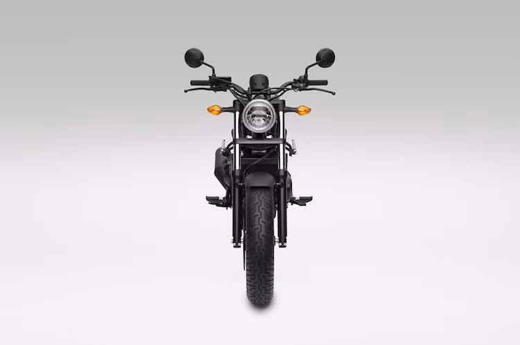 Với lần trở lại này, Rebel sẽ có 2 phiên bản là 250 và 500 cc, cả 2 đều sử dụng chung một kết cấu khung và kiểu dáng tương tự nhau, được thiết kế mang hơi hướng bobber. Lần này, Honda đã tạo ra kiểu dáng của Rebel với chiều rộng nhỏ nhất có thể, cùng với những chi tiết dạng bobber như yên sau có thể dễ dàng tháo rời và bình xăng nhỏ với dung tích 11 lít.