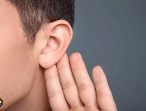 Ngoài mối liên hệ với chức năng thận, quan niệm dân gian còn coi tai to là biểu hiện của sự may mắn, đem lại phúc lành cho người sở hữu. Những người có phần dái tai to thường có hàm răng chắc khỏe, khí huyết hồng hào,...