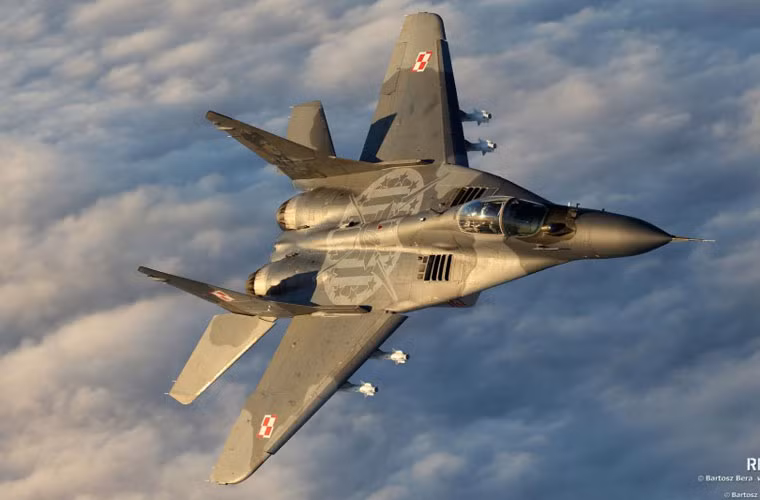 Tuy nhiên, MiG-29 Ba Lan thuộc thế hệ đầu của dòng, chưa kể bị giảm tính năng radar, hỏa lực so với mẫu gốc nên khó mà phát huy hết khả năng của tiêm kích MiG-29.