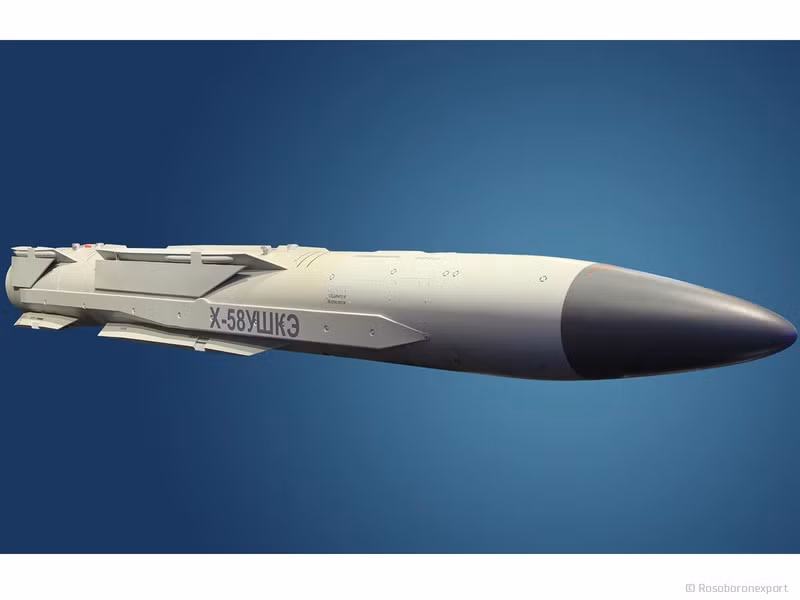 Tên lửa chống bức xạ Kh-58UShKE do Cục thiết kế Chế tạo máy Nhà nước Nga Raduga phát triển nhằm đối phó với các hệ thống radar của Hawk, Nike Hercules, Patriot và các tên lửa đất đối không khác. Tên lửa siêu thanh này có thiết bị dò radar thụ động và hệ thống kiểm soát bán tự động. Kh-58UShKE nặng 650 kg và được trang bị đầu đạn nổ sức công khá lớn nặng 149kg với tầm bắn tối đa đạt 245 km.